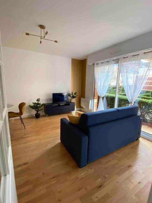 Suite George 5 + Parking Prive Et Securise Arras Exterior photo